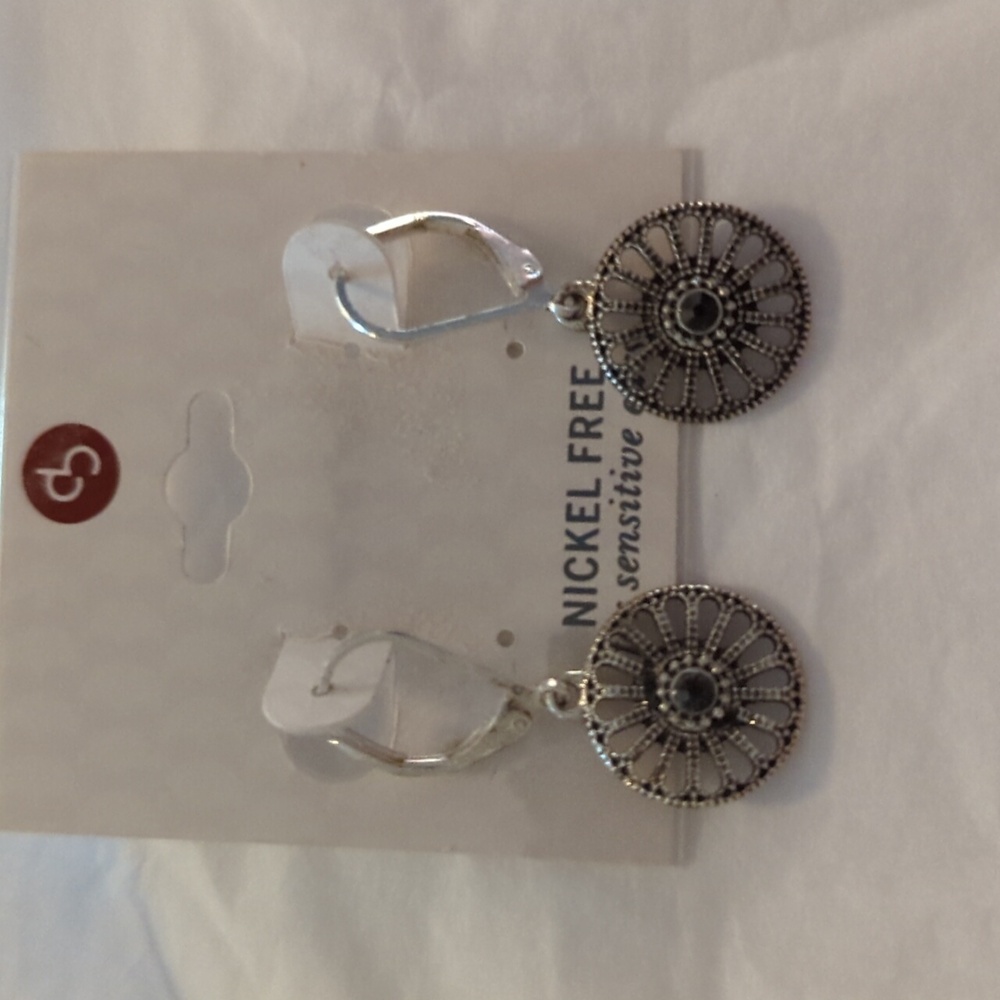 Nickel Free For Sensitive Ears. New Pierced Sale - Picture 3 of 4